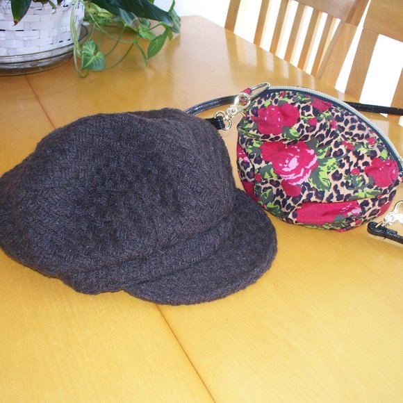 Hat - Picture 1 of 3